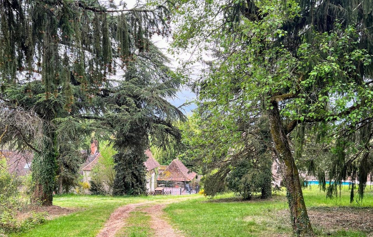 Domaine Le Manoir, Gites De Charme Et De Caractere Avec Piscines Privatisees Et Spa Nordique Fossemagne Exterior foto