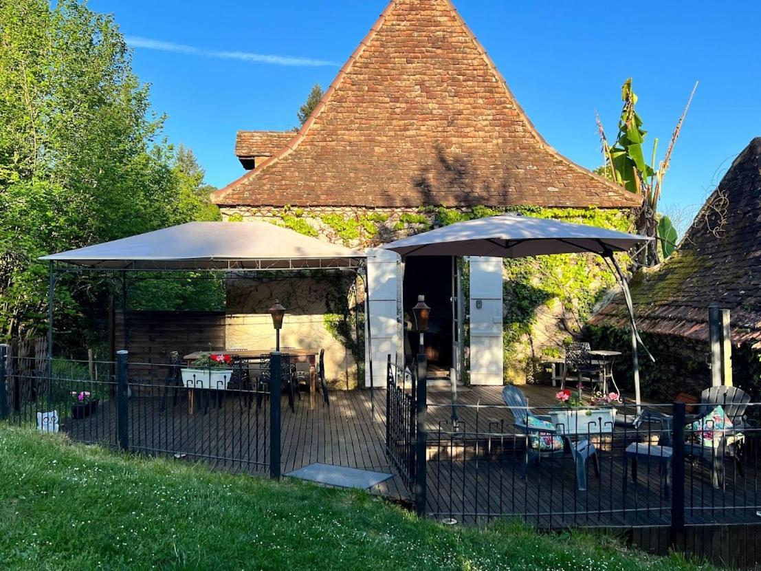Domaine Le Manoir, Gites De Charme Et De Caractere Avec Piscines Privatisees Et Spa Nordique Fossemagne Exterior foto