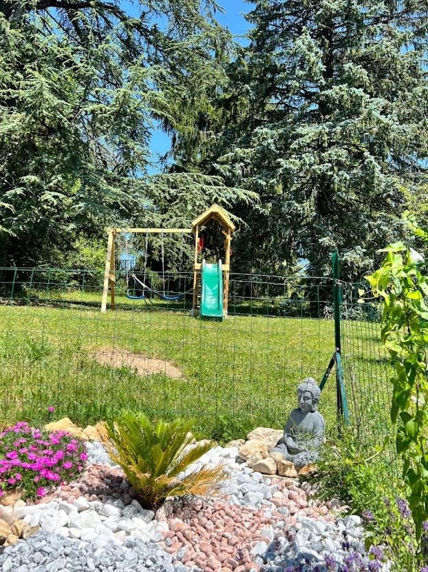 Domaine Le Manoir, Gites De Charme Et De Caractere Avec Piscines Privatisees Et Spa Nordique Fossemagne Exterior foto